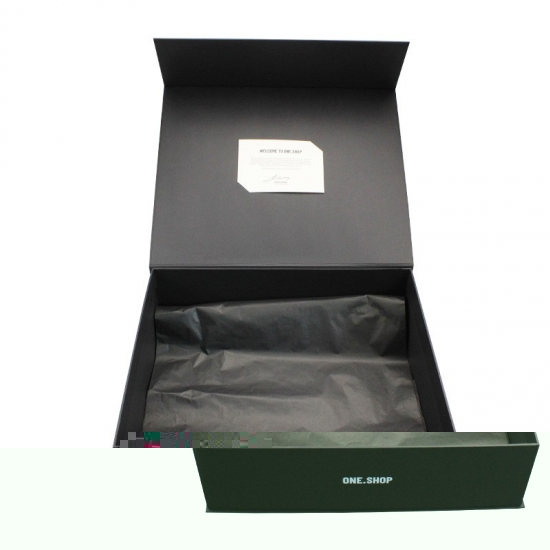 Black extra large magnetic gift boxes