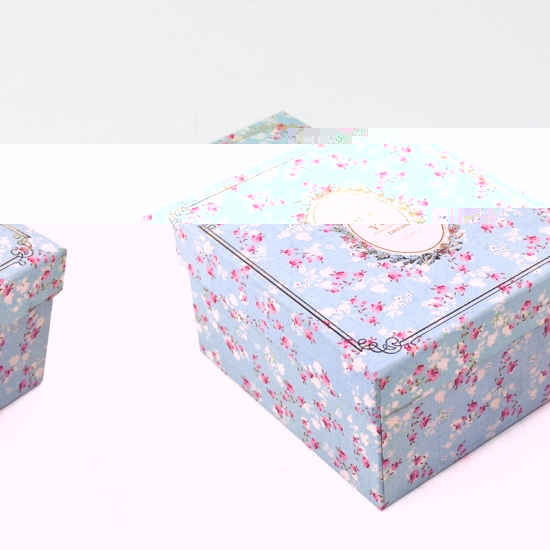 Custom blue romantic flower pattern gift lid and base box
